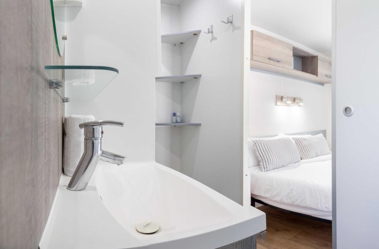 Camping Vila Village Sant Feliu de Buixalleu 외부 사진