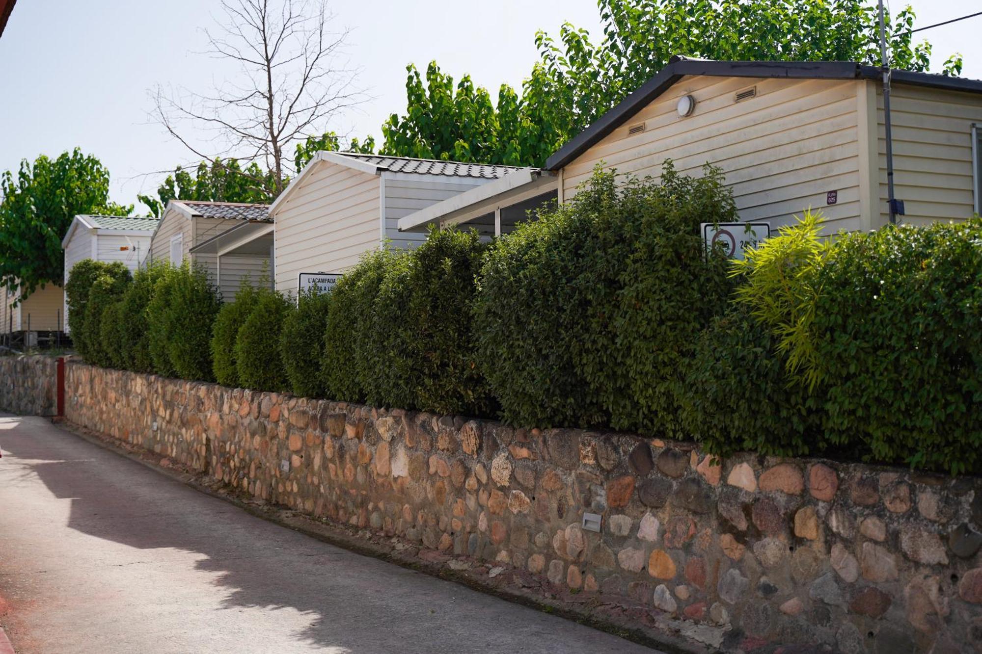 Camping Vila Village Sant Feliu de Buixalleu 외부 사진
